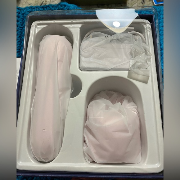 Nanotime Beauty anti-aging F82E RF EMS microcurrent LED face lifting - Picture 2 of 3